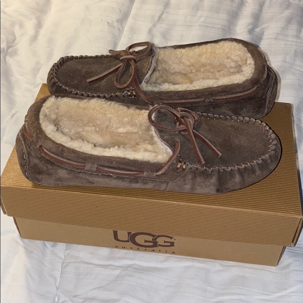 coca UGG moccasins